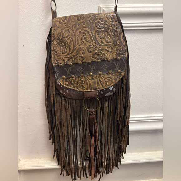 Handbags - Faux Luis Vuitton Fringe - Cowhide Crossbody Bag